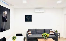 Apartamentos Madrid Connection - Universidad by Oshun Apartments